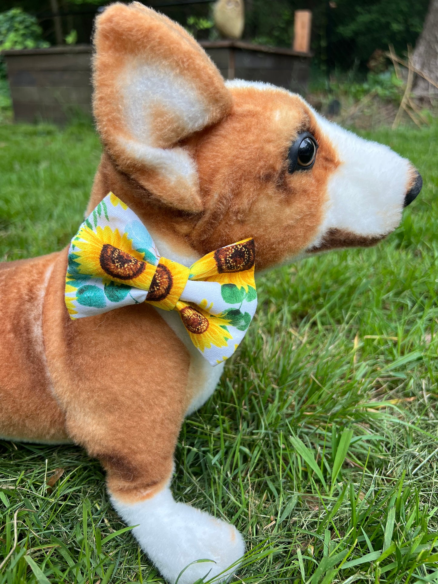 Sunflower Bow Tie
