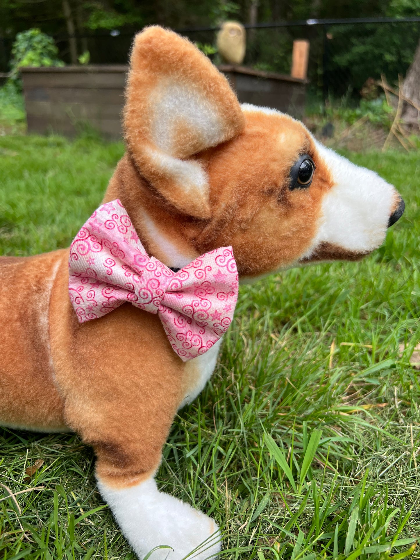 Pink Swirl Bow Tie
