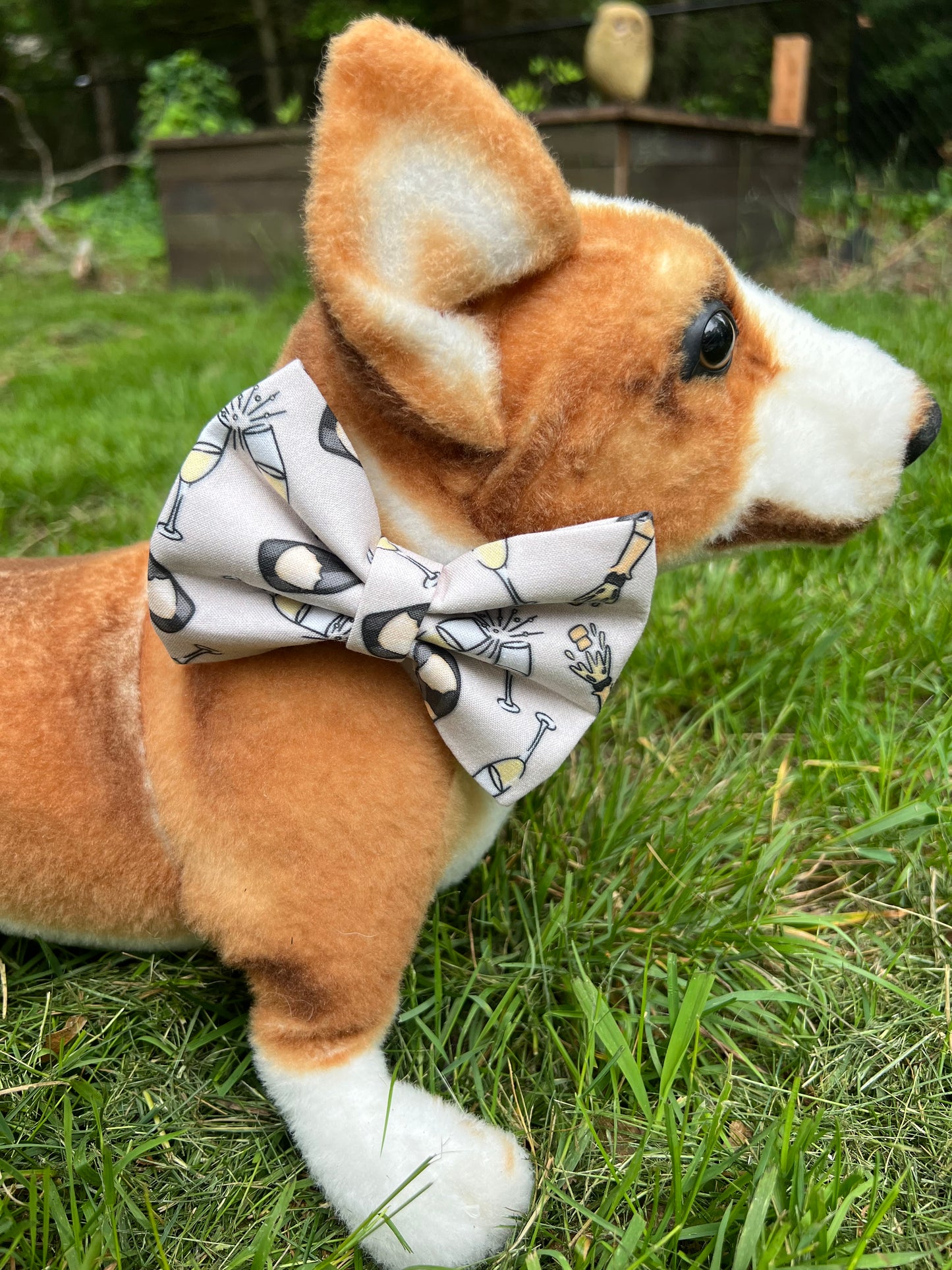 Champagne Cheers Bow Tie